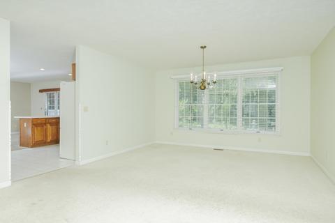 17 Linda Ln, Normal, IL 61761 photo 5