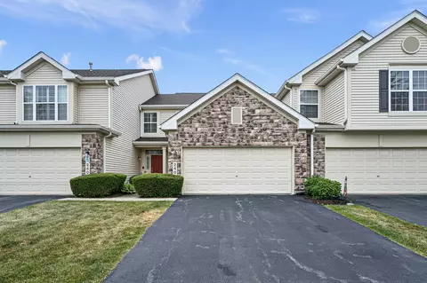 2408 Georgetown Cir, Aurora, IL 60503