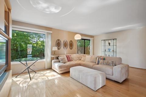 450 Vita Dr, Wheeling, IL 60090 photo 3