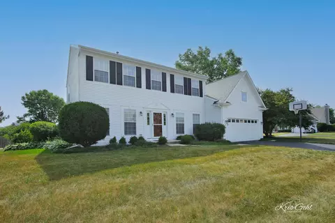 1453 Redwing Dr, Antioch, IL 60002