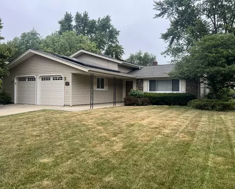 107 Andrew Ln, Schaumburg, IL 60193