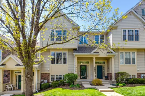 2738 N Greenwood Ave, Arlington Heights, IL 60004