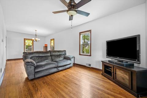 6 S353 4th St, Eola, IL 60519 photo 11