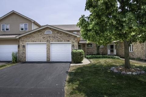 7917 Richardson Ln, Tinley Park, IL 60487