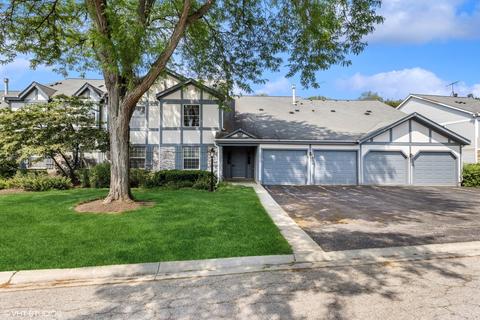 1572 Stonehill Ct #B, Wheaton, IL 60189