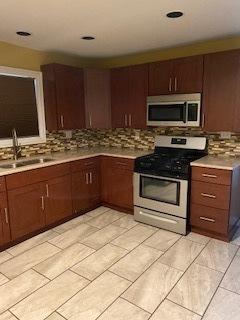 321 E 13th St, Lockport, IL 60441 photo 7