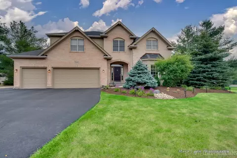 7 N265 Ridge Line Rd, Saint Charles, IL 60175