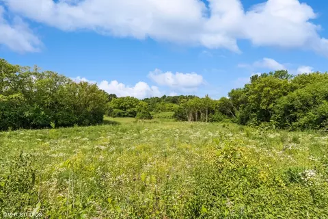 24675 W Indian Trail Rd, Barrington, IL 60010