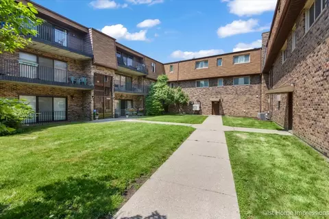 3455 W 111th St #105, Chicago, IL 60655