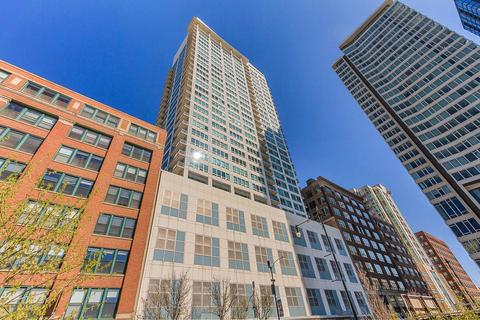 701 S Wells St #1905, Chicago, IL 60607