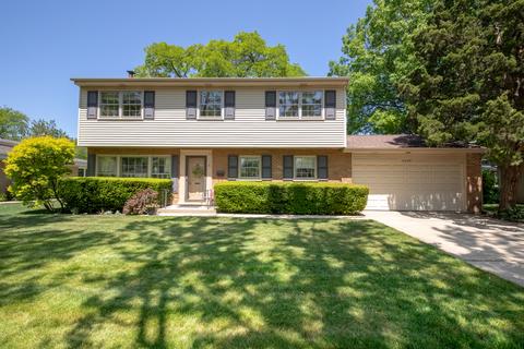 1920 Habberton Ave, Park Ridge, IL 60068