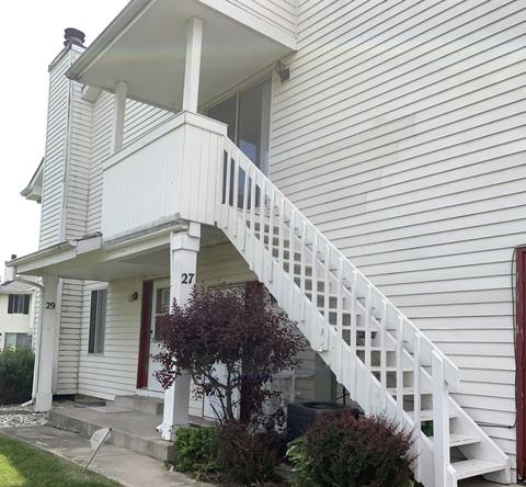 27 Churn Rd #27, Matteson, IL 60443