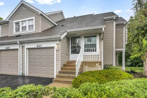 443 Kilkenny Ct, Carol Stream, IL 60188