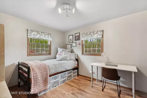 3215 W Beach Dr, Mchenry, IL 60050 photo 12
