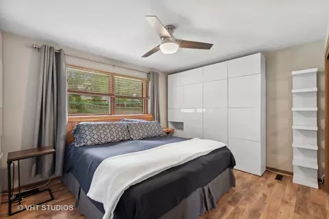 3215 W Beach Dr, Mchenry, IL 60050 photo 11