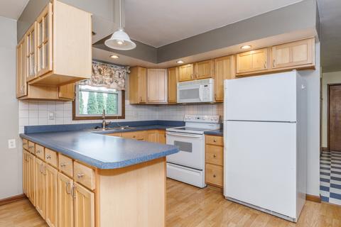 106 W 8th St, Gridley, IL 61744 photo 8