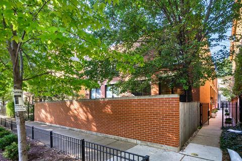 824 W Altgeld St #B, Chicago, IL 60614
