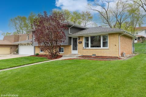 8943 S 83rd Ct, Hickory Hills, IL 60457