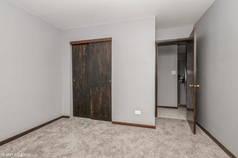 7755 S Roberts Rd #5, Bridgeview, IL 60455 photo 9
