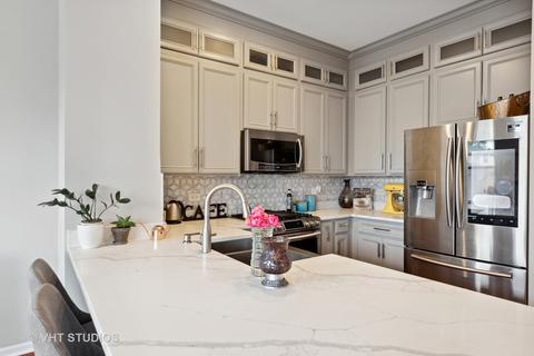 718 E Pershing Rd, Chicago, IL 60653 photo 10