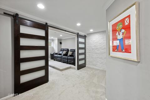 718 E Pershing Rd, Chicago, IL 60653 photo 22