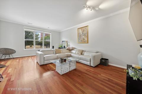 718 E Pershing Rd, Chicago, IL 60653 photo 5