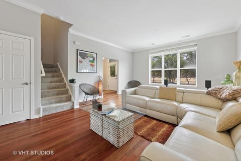 718 E Pershing Rd, Chicago, IL 60653 photo 6