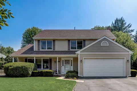 1920 Huntington Rd, Saint Charles, IL 60174