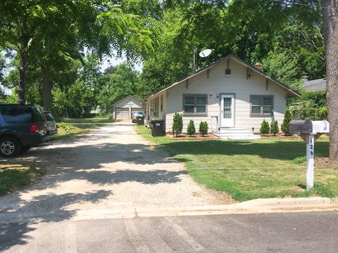 126 Wilson Ave, Wauconda, IL 60084