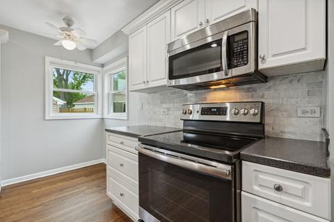 1285 Dennis Pl, Des Plaines, IL 60018 photo 9
