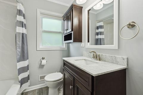 1285 Dennis Pl, Des Plaines, IL 60018 photo 13