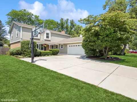 464 E Warwick Rd, Palatine, IL 60074