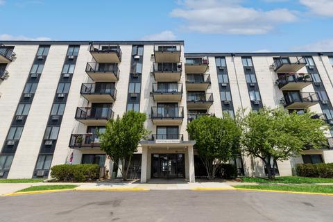 9128 W Terrace Dr #2G, Niles, IL 60714