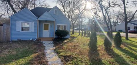 121 Beachview Dr, Round Lake Beach, IL 60073
