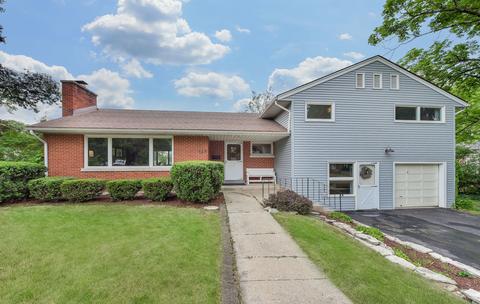 628 S Knollwood Dr, Wheaton, IL 60187