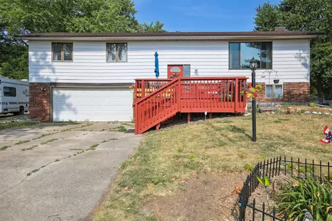 2601 Willow Rd, Urbana, IL 61802