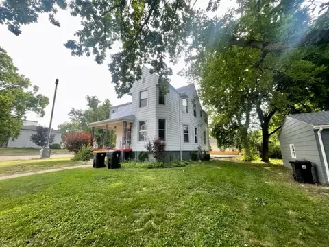 702 S Fell Ave, Normal, IL 61761 photo 3