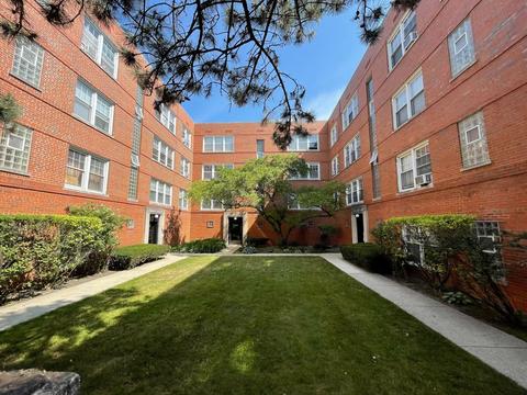 2436 W Farragut Ave #1B, Chicago, IL 60625