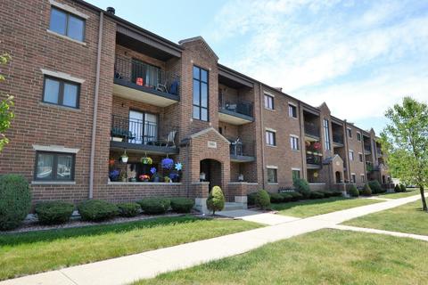 7935 W 90th St #1B, Hickory Hills, IL 60457