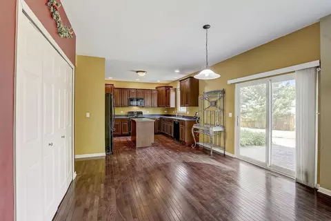 12937 Meadow Ln, Plainfield, IL 60585 photo 8