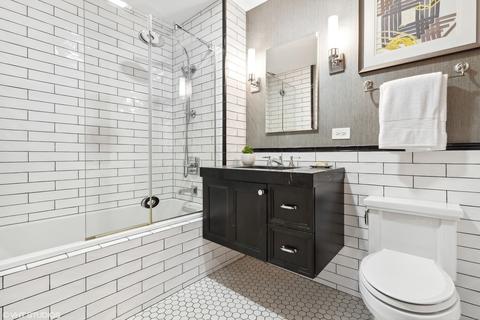 525 W Belmont Ave #2W, Chicago, IL 60657 photo 22