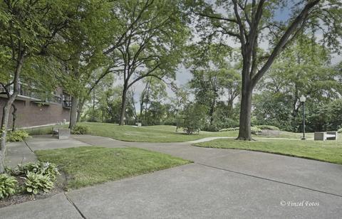 711 S River Rd #207, Des Plaines, IL 60016 photo 18