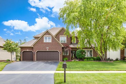 3420 Goldfinch Dr, Naperville, IL 60564
