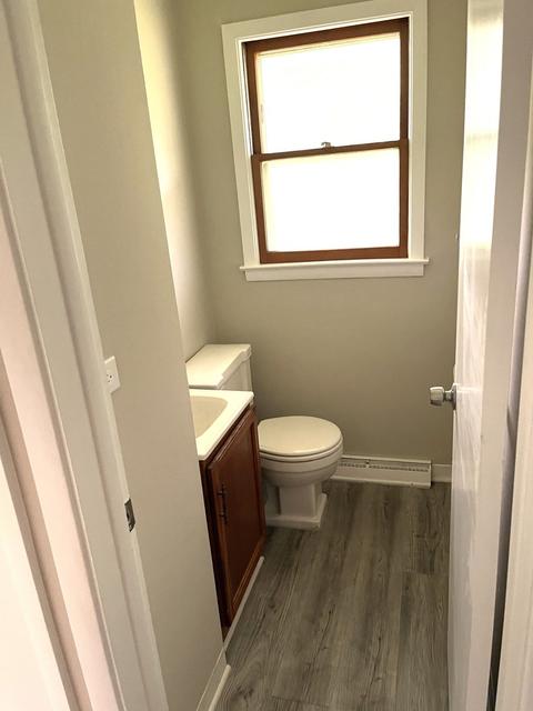 Undisclosed, Elgin, IL 60123 photo 8
