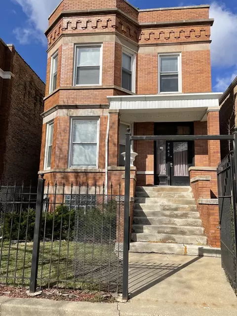 7842 S Carpenter St, Chicago, IL 60620