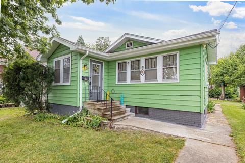2221 11th Ave, Rockford, IL 61104