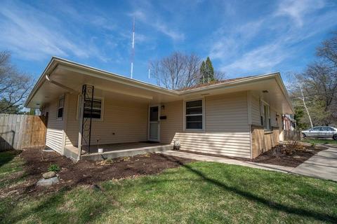 1012 Brookfield Rd, Rockford, IL 61107