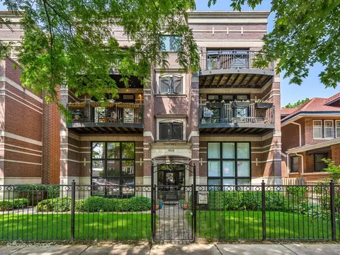 5018 N Kenmore Ave #2S, Chicago, IL 60640