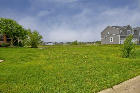25502 W Rock Dr, Plainfield, IL 60586