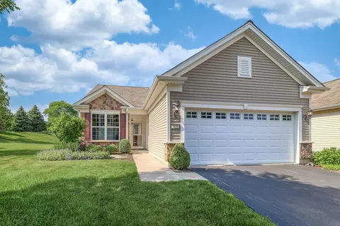 2878 Cascade Falls Cir, Elgin, IL 60124